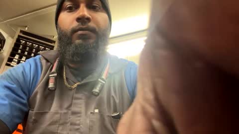 Snapshot of mike576147 chatting on 3, 11, 2025 mike576147 online show from 3, 11, 2025