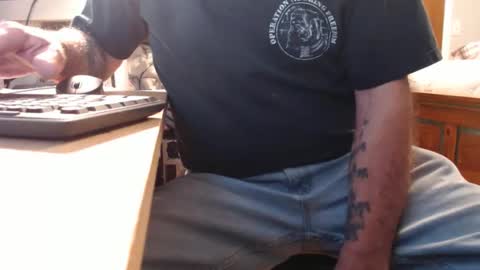 Snapshot of mike694fun chatting on 19, 3, 2026 mike694fun online show from 19, 3, 2026