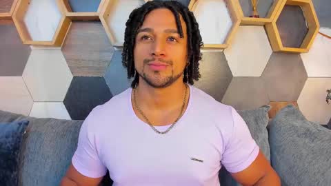   online show from 14, 2, 2025