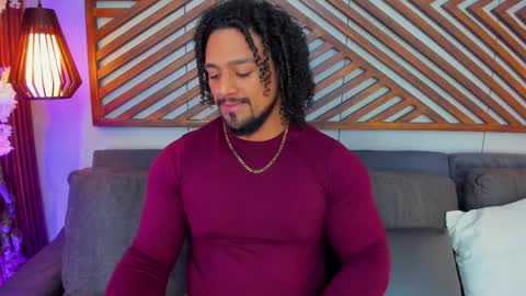 Snapshot of mike_estevess chatting on 31, 5, 2026 online show from 31, 5, 2026
