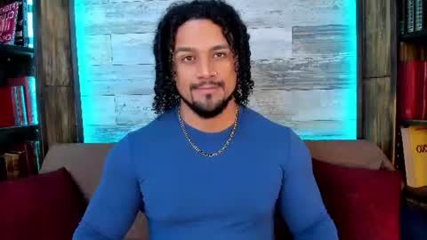 Snapshot of mike_estevess chatting on 20, 6, 2026 online show from 20, 6, 2026