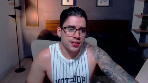 Snapshot of mike_montoya chatting on 11, 4, 2026 Mike Montoya online show from 11, 4, 2026
