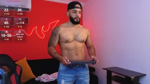 Snapshot of mike_savage3 chatting on 22, 4, 2026 Mike online show from 22, 4, 2026