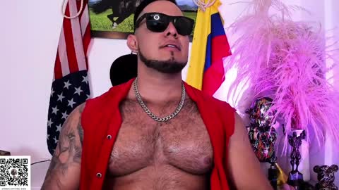 mikeblake_ online show from 8, 2, 2025