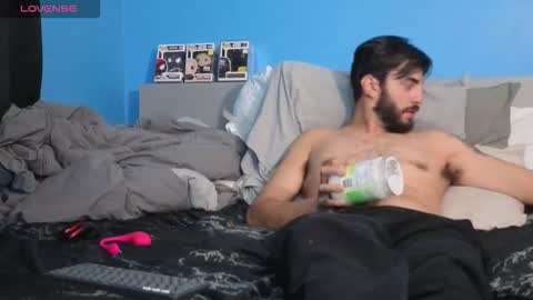 mikehawk1589 online show from 3, 11, 2025