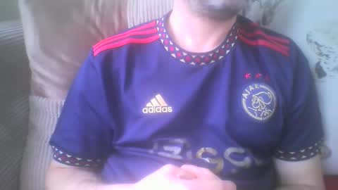 mikehockishuge9 online show from 5, 1, 2025