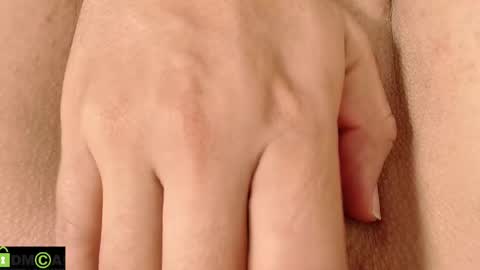 Mikell Williams online show from 26, 12, 2024