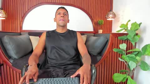    online show from 10, 4, 2026