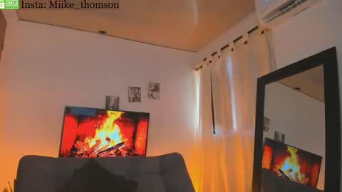 Snapshot of mikethomson01 chatting on 4, 12, 2024 Mike online show from 4, 12, 2024