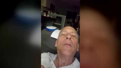 Snapshot of mikewojnar83 chatting on 22, 6, 2026 mikewojnar83 online show from 22, 6, 2026
