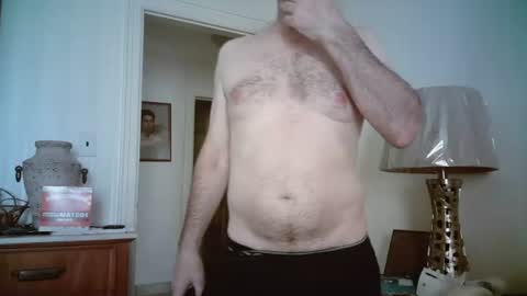 Snapshot of mikewulds chatting on 28, 6, 2026 Mike online show from 28, 6, 2026