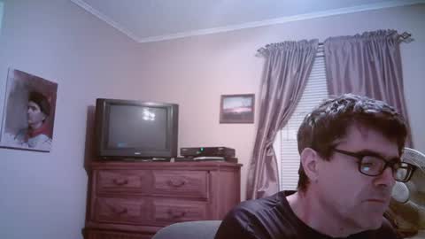 Snapshot of mikewulds chatting on 8, 7, 2026 Mike online show from 8, 7, 2026
