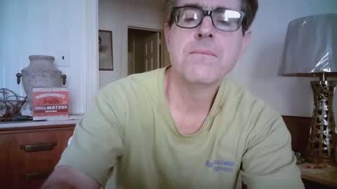 Snapshot of mikewulds chatting on 25, 7, 2026 Mike online show from 25, 7, 2026