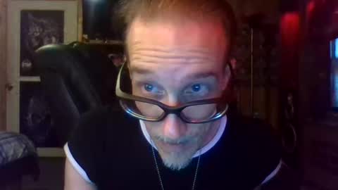 Snapshot of mikey33436 chatting on 14, 2, 2025 Michael online show from 14, 2, 2025