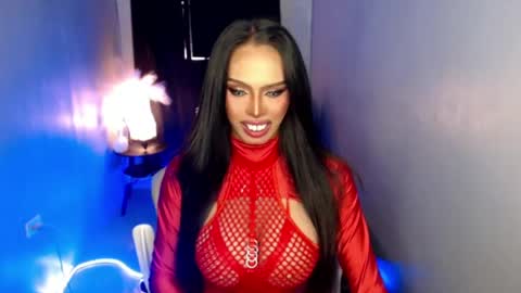 Snapshot of mikeyalawi03 chatting on 4, 5, 2026 Mistress MikeyAlawi online show from 4, 5, 2026