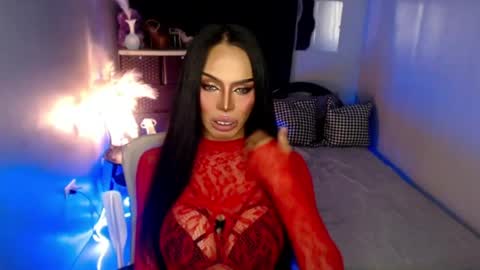 Snapshot of mikeyalawi03 chatting on 7, 7, 2026 Mistress MikeyAlawi online show from 7, 7, 2026