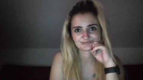 Snapshot of miki234809581 chatting on 6, 10, 2025 miki234809581 online show from 6, 10, 2025