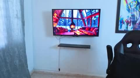 MIKKE online show from 5, 12, 2025