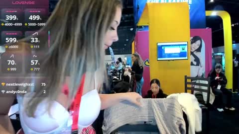 Snapshot of mikmagik chatting on 17, 10, 2025 Mikaylah online show from 17, 10, 2025