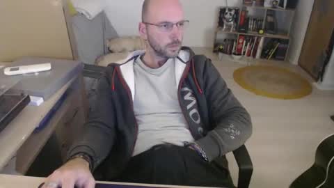 mikmik91 online show from 18, 11, 2025