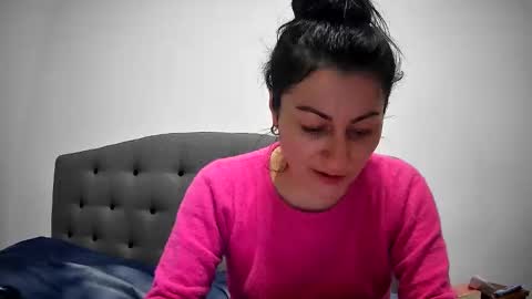 Mikyloveu online show from 18, 2, 2026