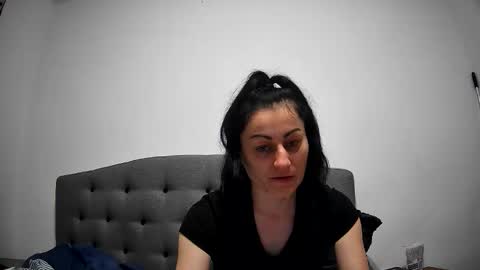 Mikyloveu online show from 16, 3, 2026