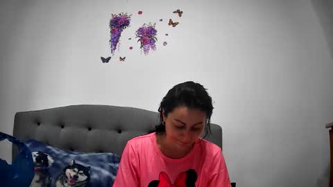Snapshot of mikyloveu chatting on 8, 6, 2026 Mikyloveu online show from 8, 6, 2026