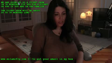 Snapshot of mila_ chatting on 18, 12, 2024 Princess Consuela Banana Hammock online show from 18, 12, 2024