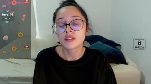 Snapshot of mila_2315 chatting on 17, 7, 2026 Mila and albert online show from 17, 7, 2026