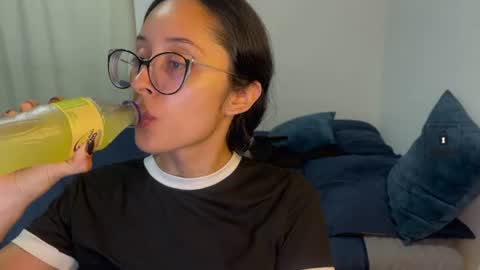 Snapshot of mila_2315 chatting on 27, 7, 2026 Mila and albert online show from 27, 7, 2026