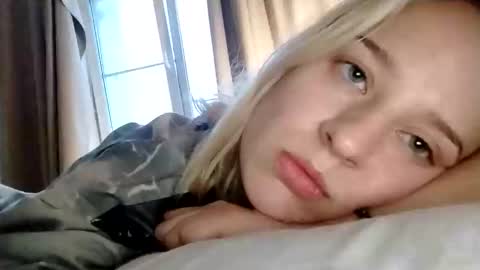 Mila 420 online show from 27, 10, 2025