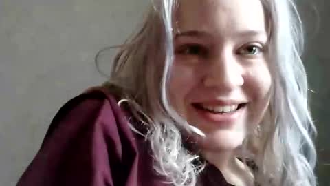 Snapshot of mila_420 chatting on 25, 4, 2026 Mila 420 online show from 25, 4, 2026