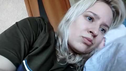 Snapshot of mila_420 chatting on 6, 5, 2026 Mila 420 online show from 6, 5, 2026