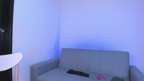 mila  online show from 10, 1, 2026