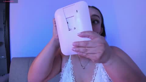 Snapshot of mila_chic chatting on 22, 2, 2026 mila online show from 22, 2, 2026