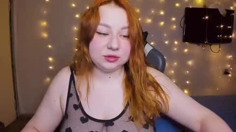 Snapshot of mila_foxxxy chatting on 21, 1, 2025 Mila shy sensual person online show from 21, 1, 2025