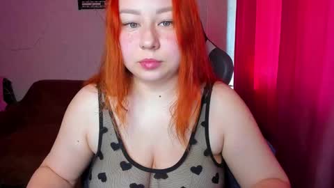 Snapshot of mila_foxxxy chatting on 16, 9, 2025 Mila shy sensual person online show from 16, 9, 2025