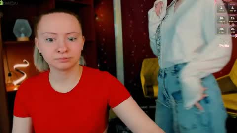 mila_glow online show from 13, 4, 2026