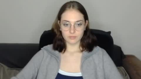 mila_keyy online show from 26, 4, 2026