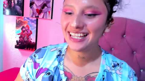 Snapshot of mila_nixon01 chatting on 19, 4, 2026 MILA online show from 19, 4, 2026