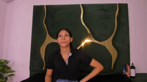 mila_petiteasm online show from 21, 7, 2026