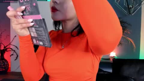 Mila online show from 6, 2, 2026