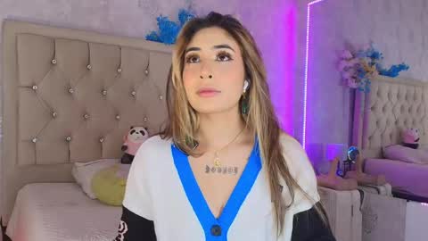 Snapshot of mila_smirnovavk chatting on 12, 5, 2026 MILA online show from 12, 5, 2026