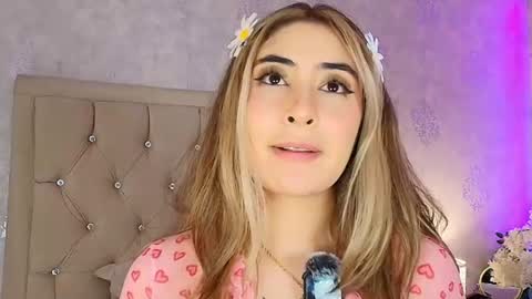 Snapshot of mila_smirnovavk chatting on 25, 6, 2026 MILA online show from 25, 6, 2026