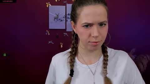 Snapshot of mila_way_ chatting on 10, 1, 2026 Sweet Mila online show from 10, 1, 2026