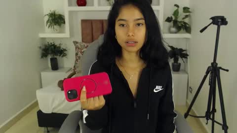 Snapshot of milaa_star chatting on 7, 2, 2026 milaa_star online show from 7, 2, 2026