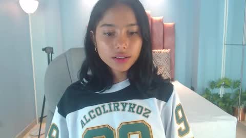 Snapshot of milaa_star chatting on 13, 2, 2026 milaa_star online show from 13, 2, 2026