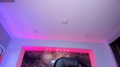 Mila online show from 3, 4, 2026