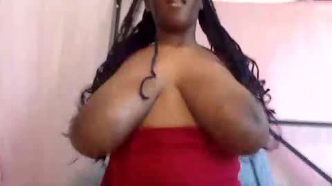 Snapshot of miladreama chatting on 22, 12, 2025 Miladreama online show from 22, 12, 2025