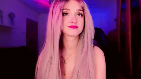 MiladyJolie online show from 17, 4, 2026